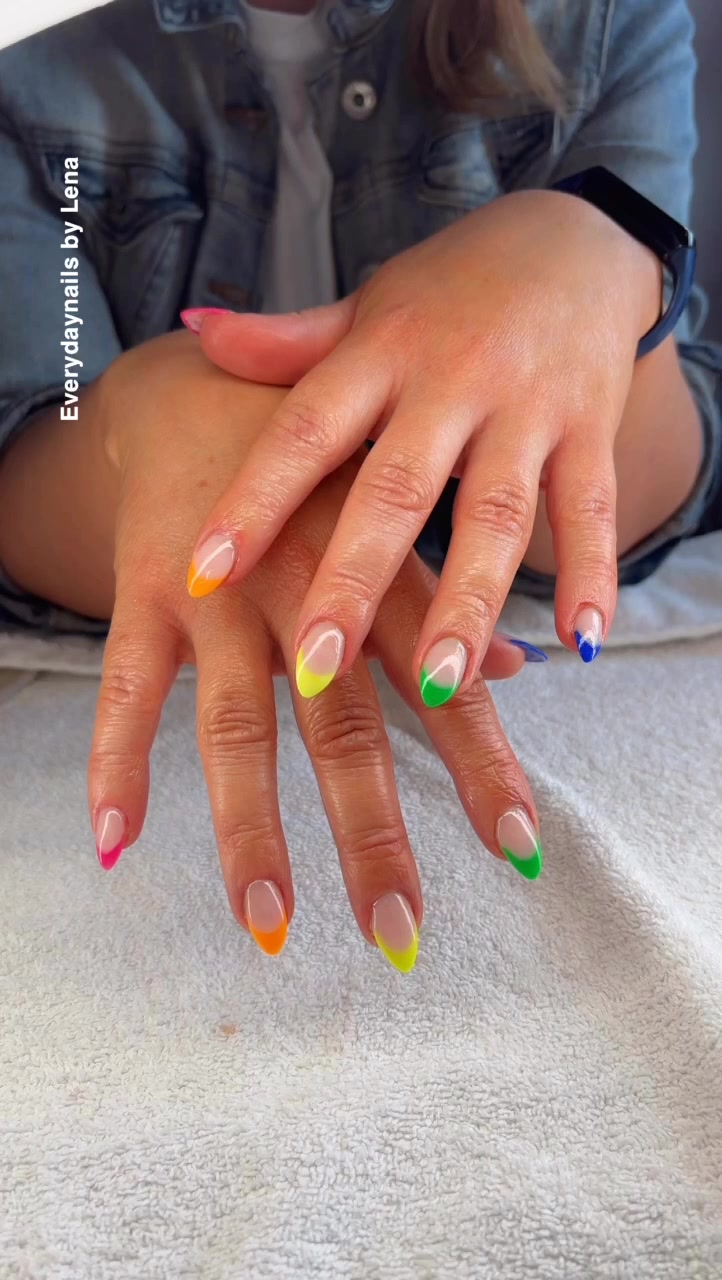@Everydaynails by Lena