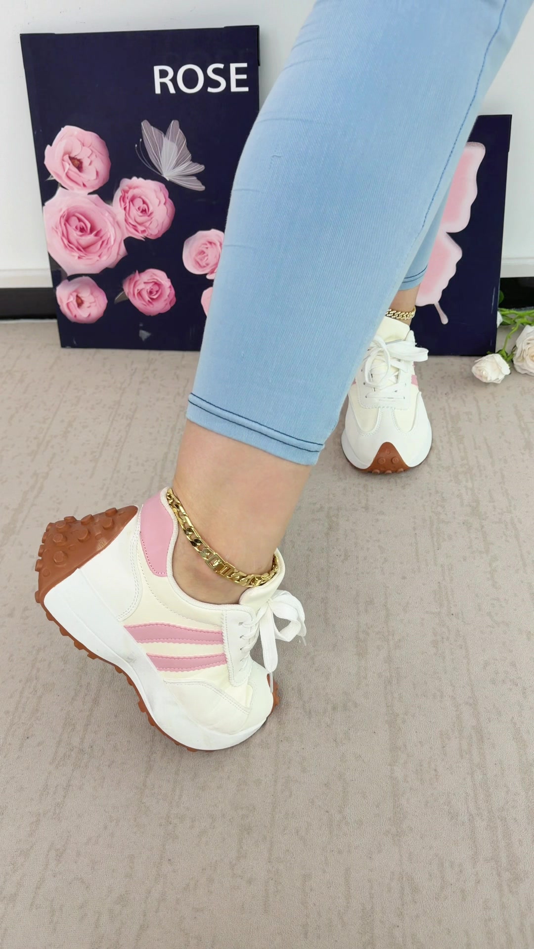 @Monica_fashion