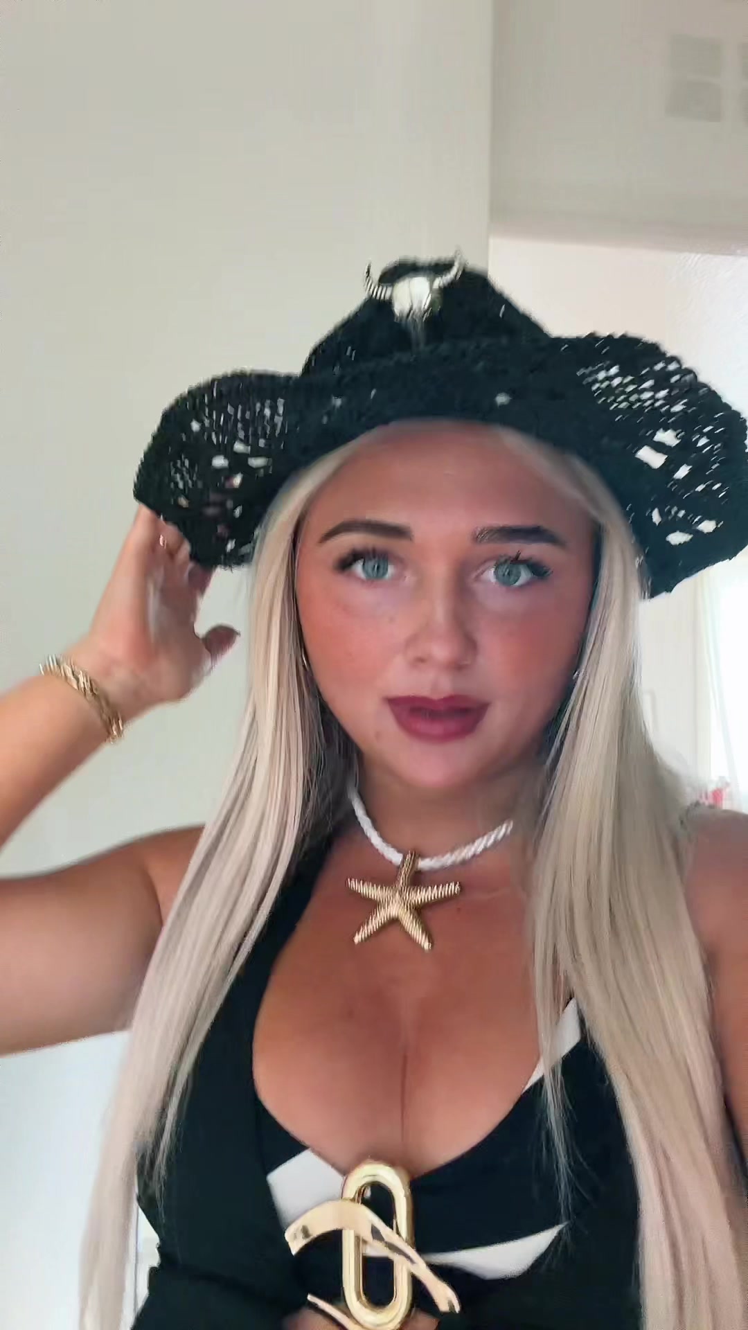 @sarahmilligan_