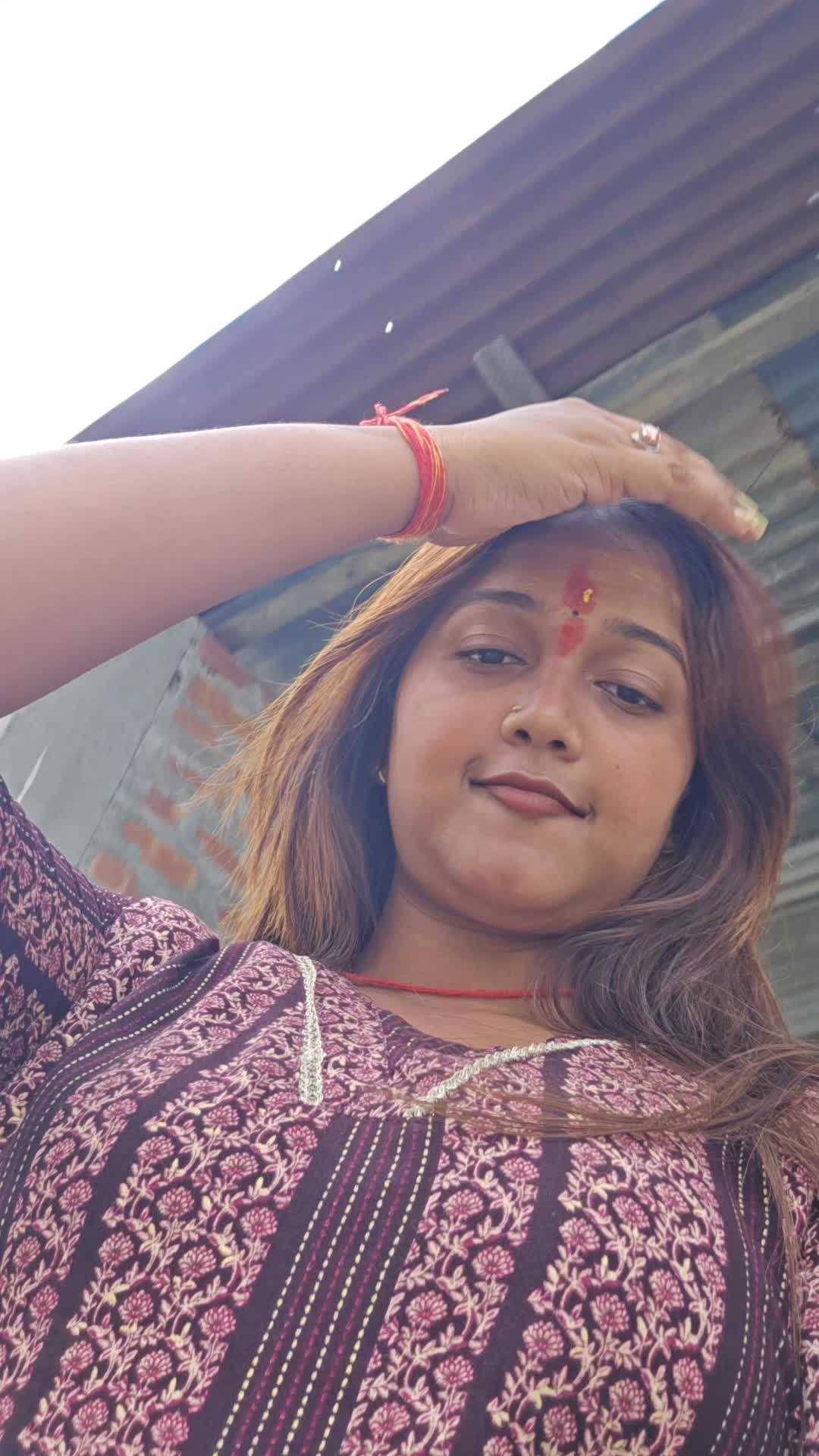 @👑kashish bhagat❣️😍