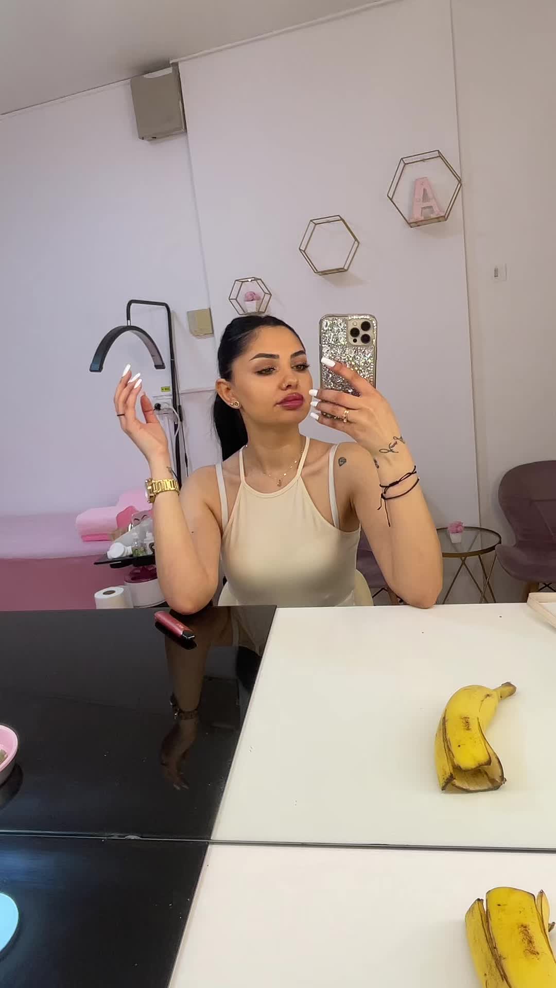 @Alina F. Yonella