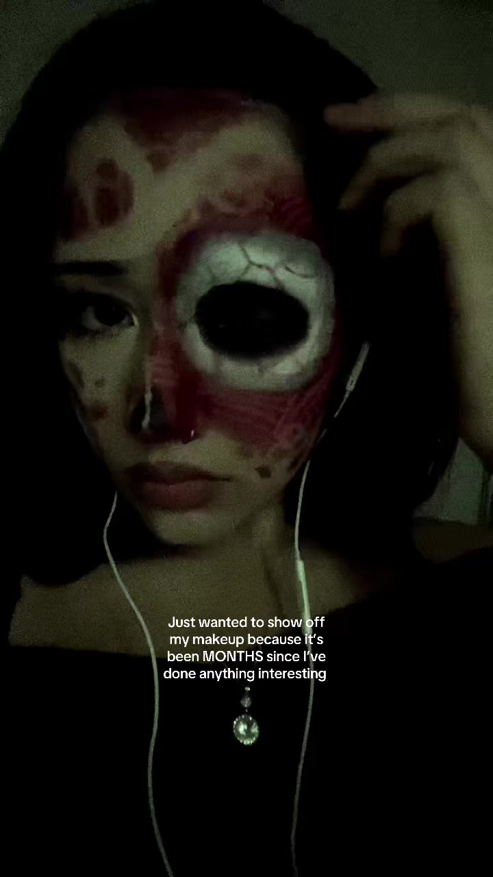 @‧₊ ♪˚⊹ 🐞isa🧁 ‧₊ ♪˚⊹