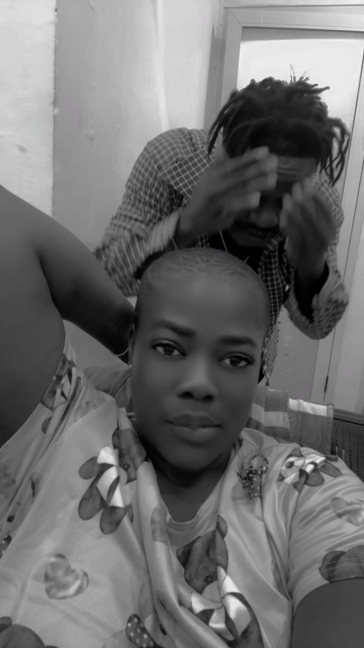 @Asantewaaaaa
