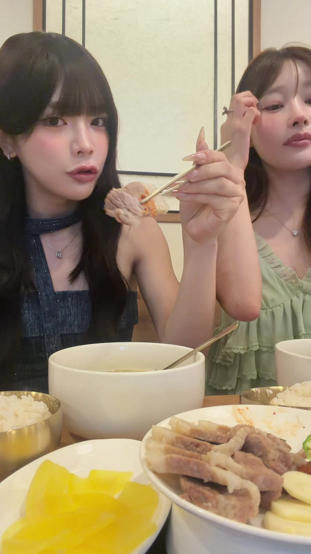 @ゆーこす