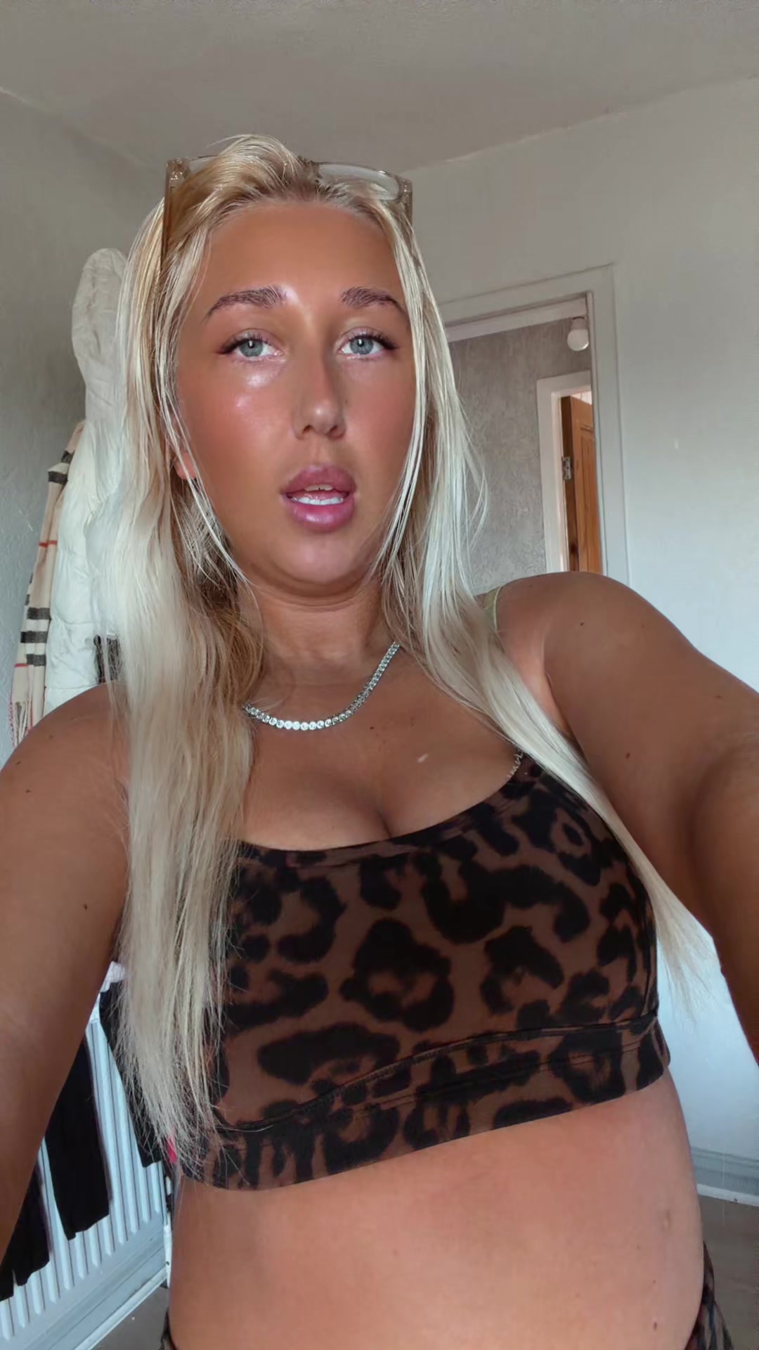 @Ellie Naisbitt🧸✨🤎