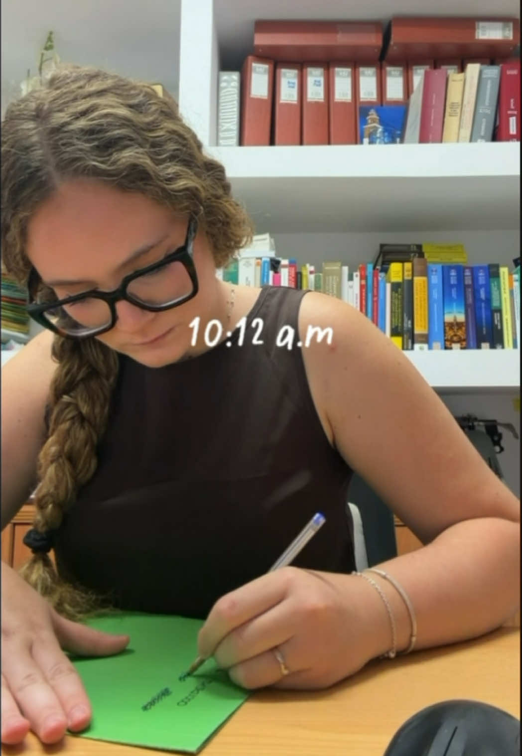 @laruuiz_