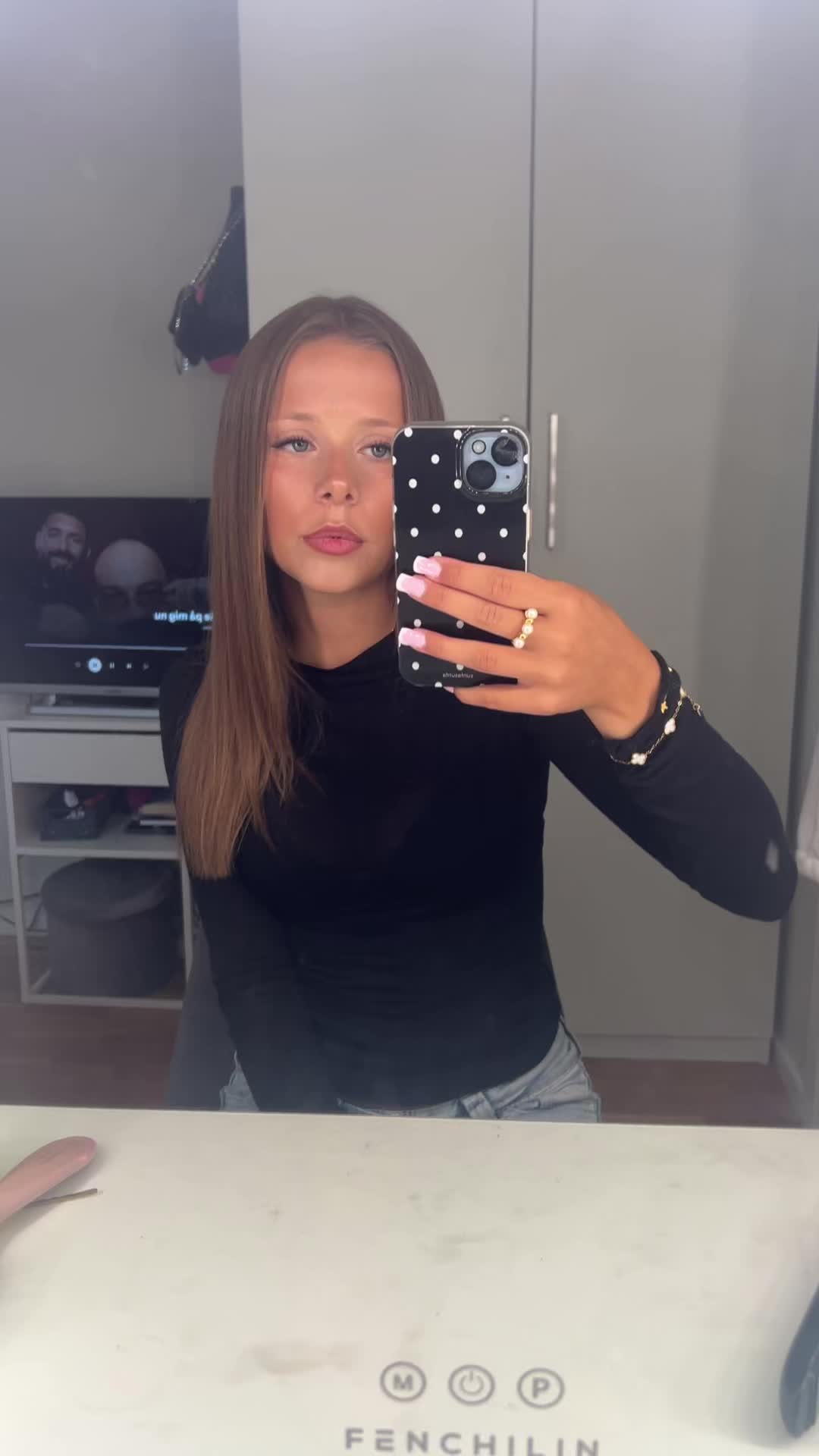 @Ella🫰🏼