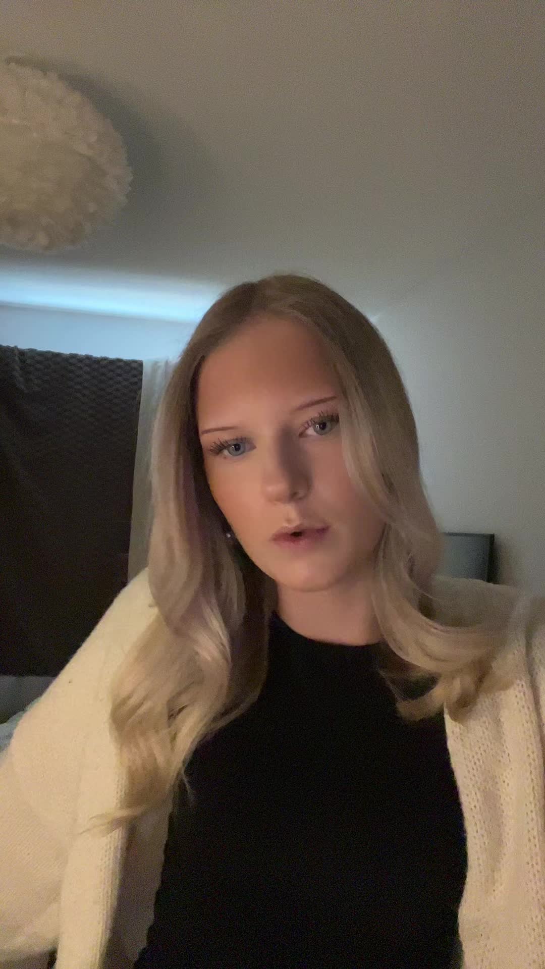 @𝑀𝑖𝑟𝑎 𝐾𝑟𝑎𝑓𝑡💋