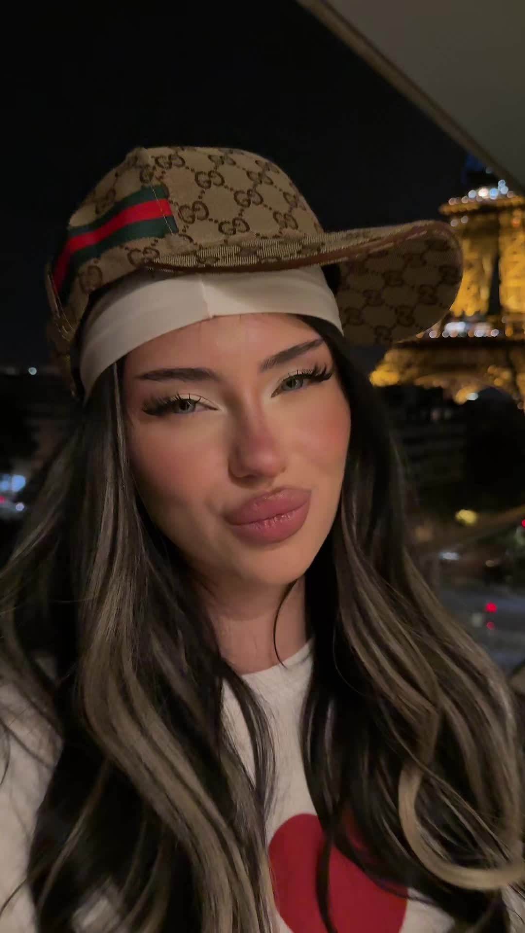 @Syndii69