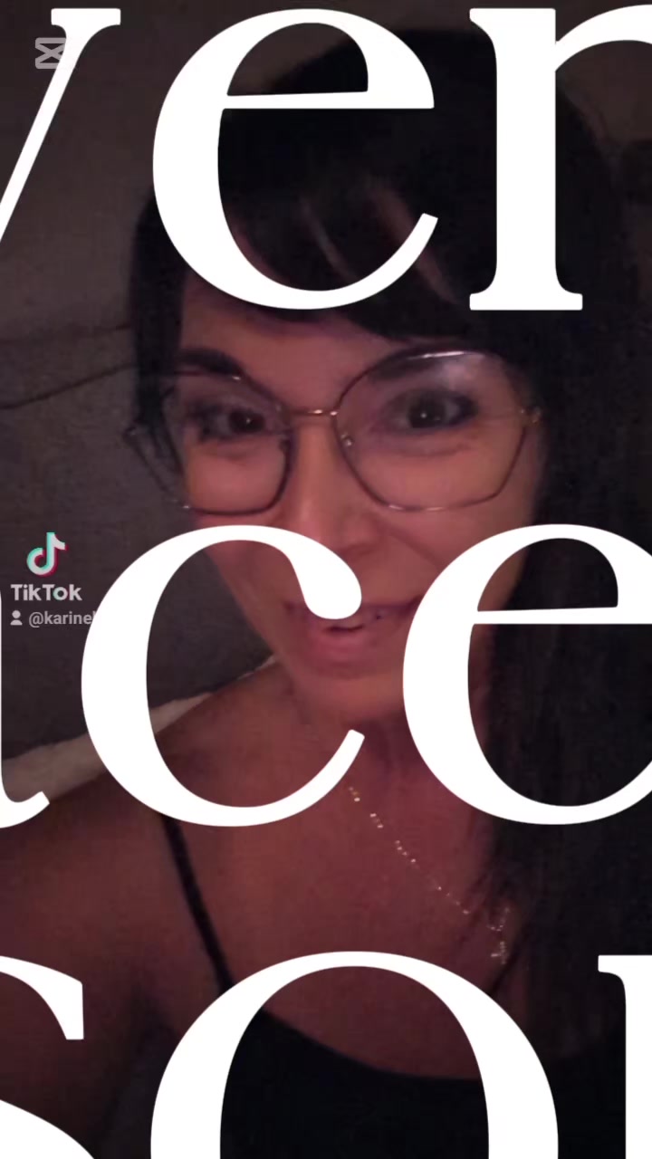 @Karinelumiere