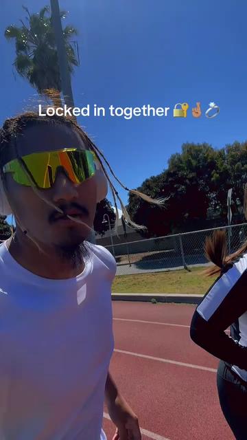 @Markmia3