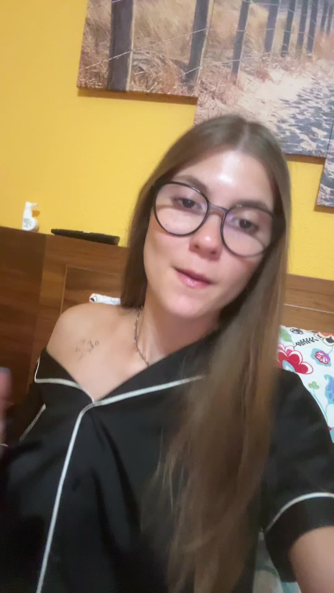 @pauluska