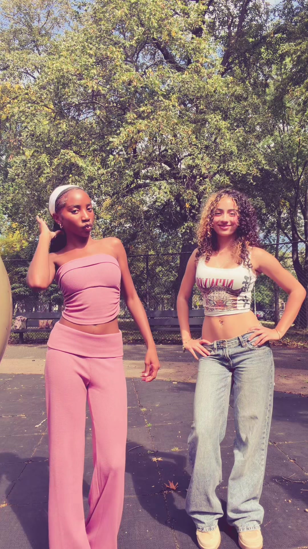 @bellabae