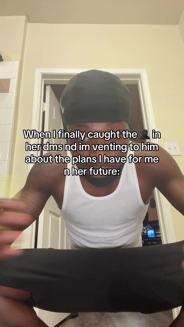 @D A V O🕷️🕸️