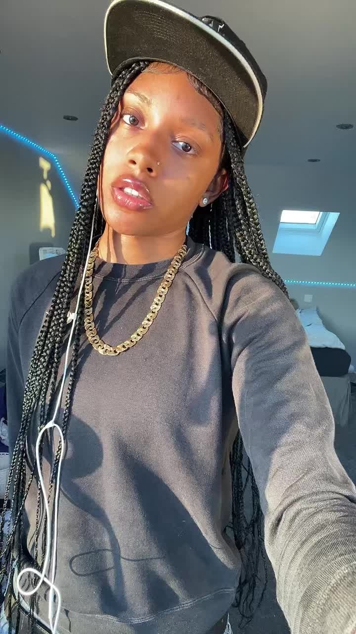 @Ri