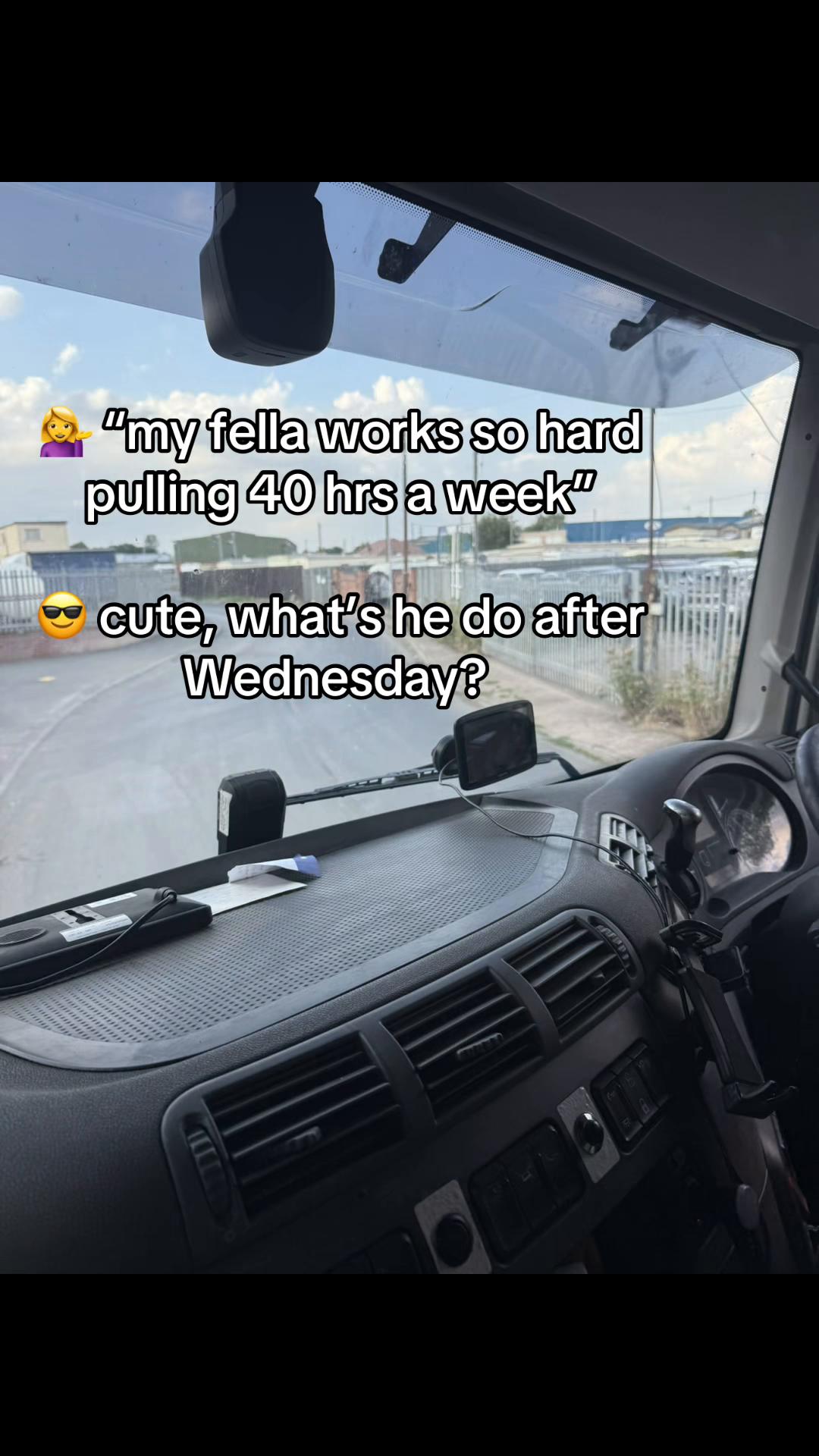@Twisted_Angel_only oval’s 😎