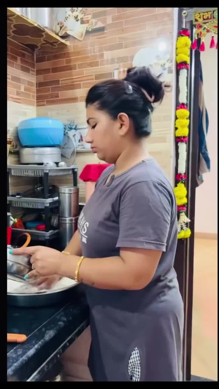 @Meenakshi_Singh