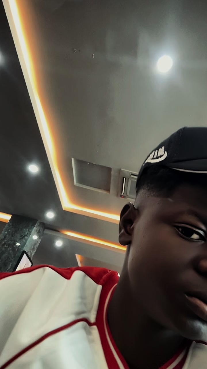 @ᗰᖇ ZIᑕᑕO🛍️