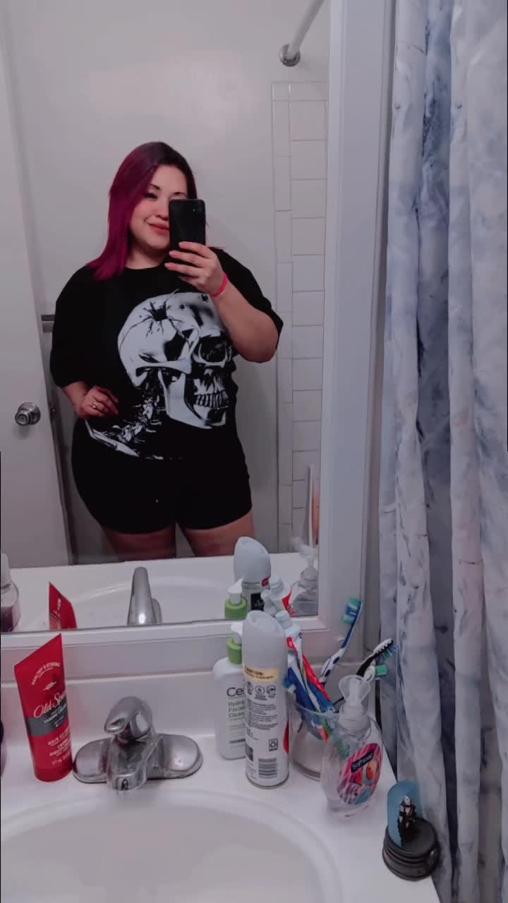 @Yamileth 🍒🩵💙