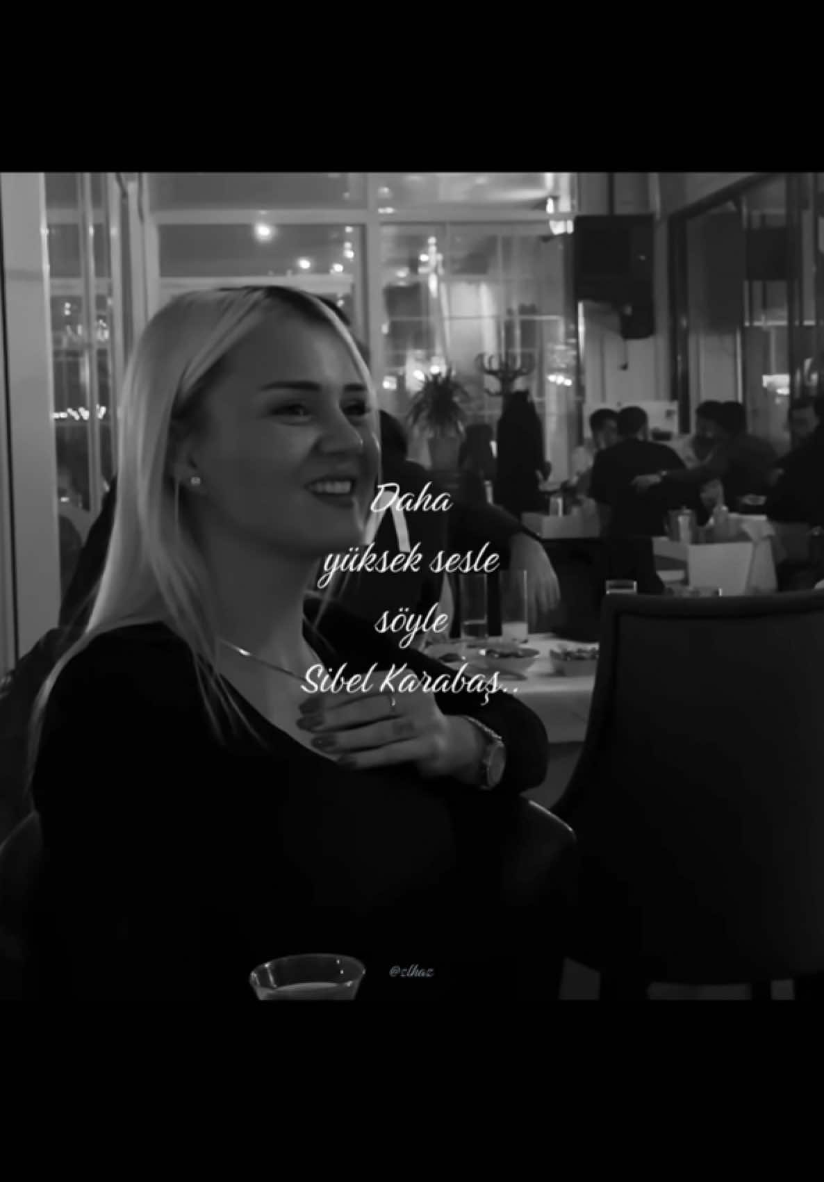 @𝒵.