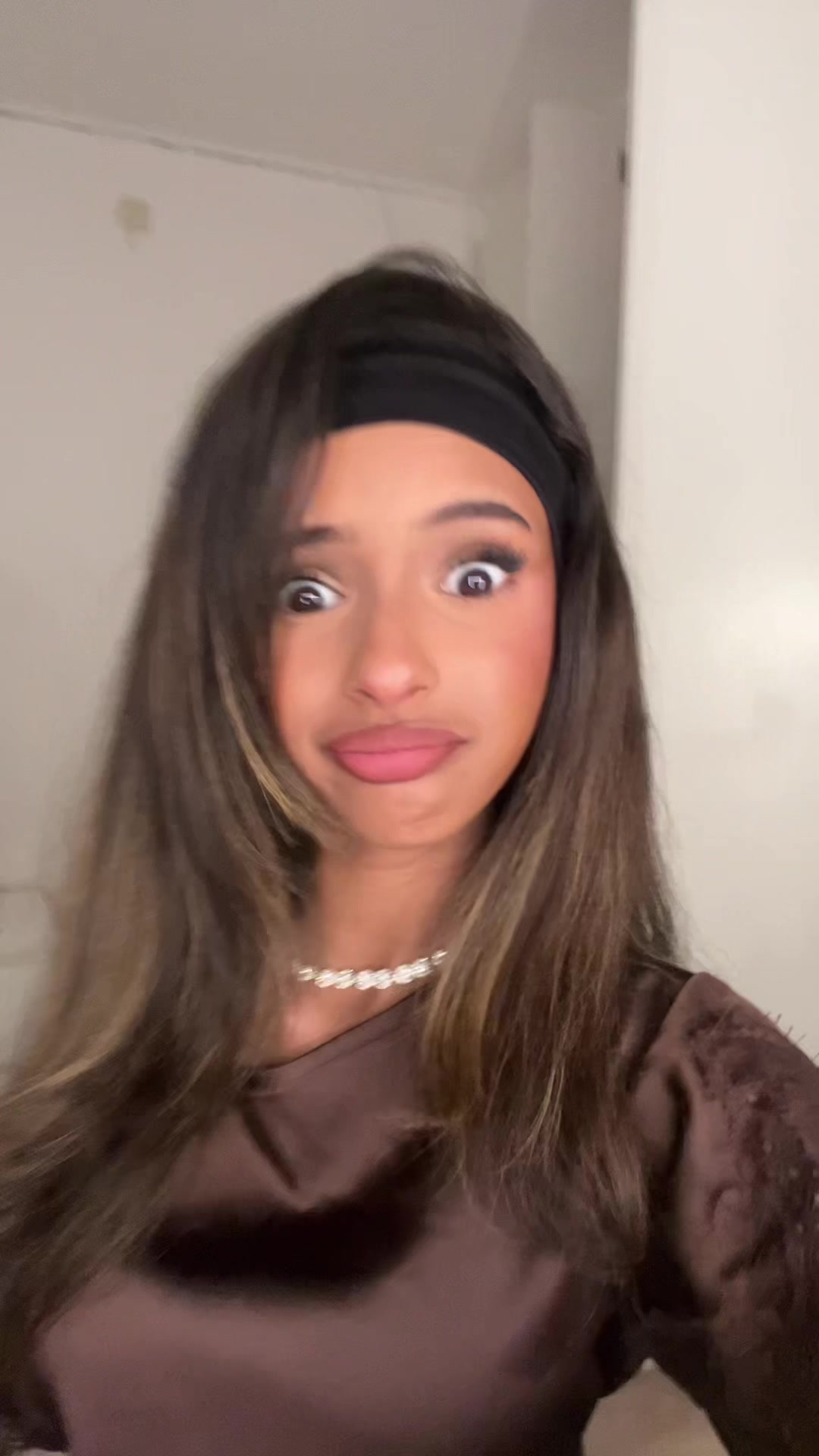 @sarahzfl