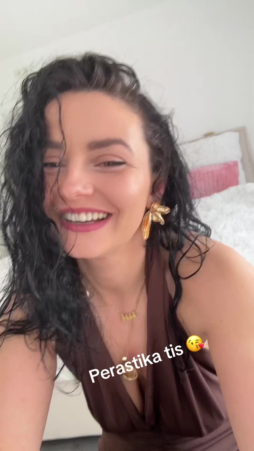 @Angela goga 🇦🇱🇩🇪