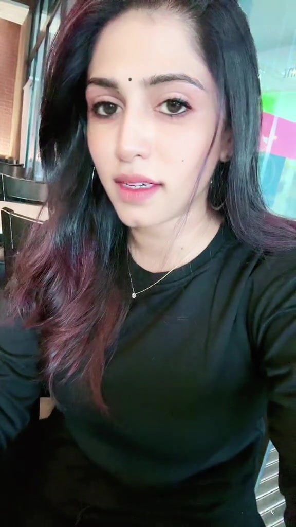 @Aniqa