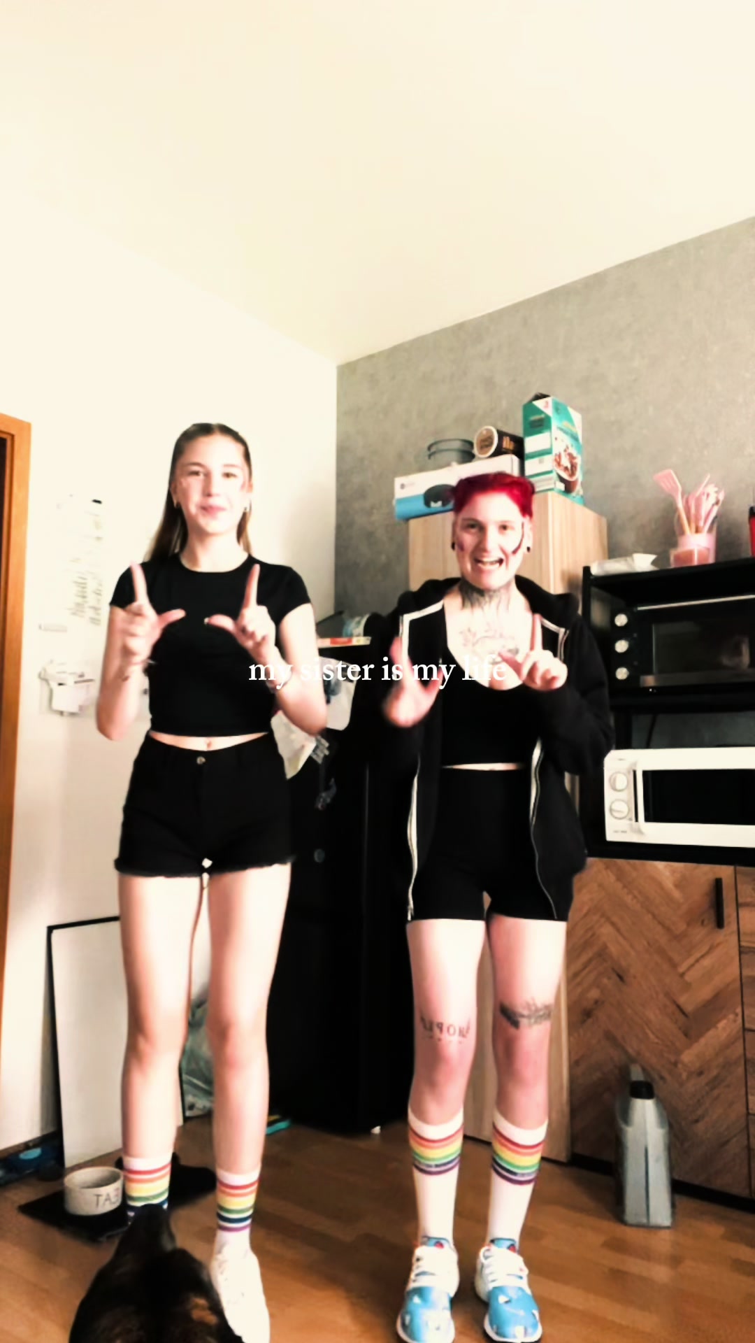 @Ena