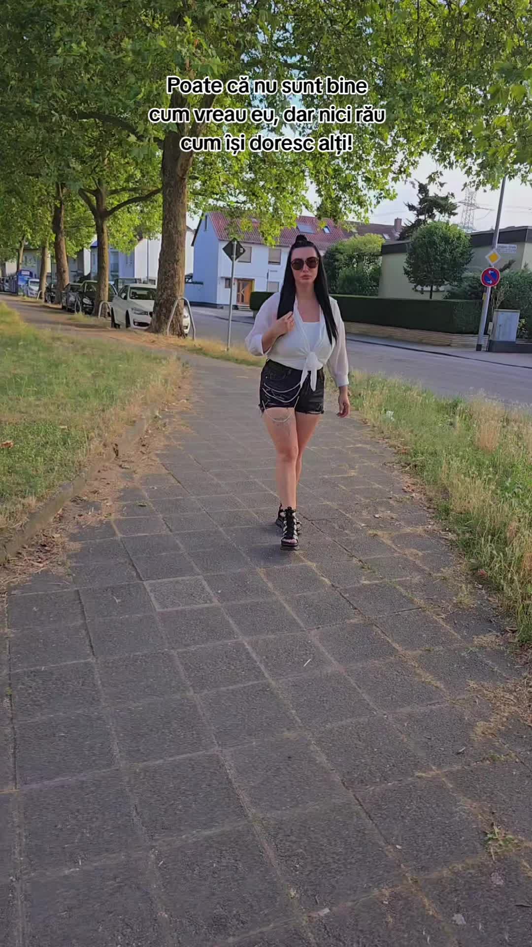 @Gabriela
