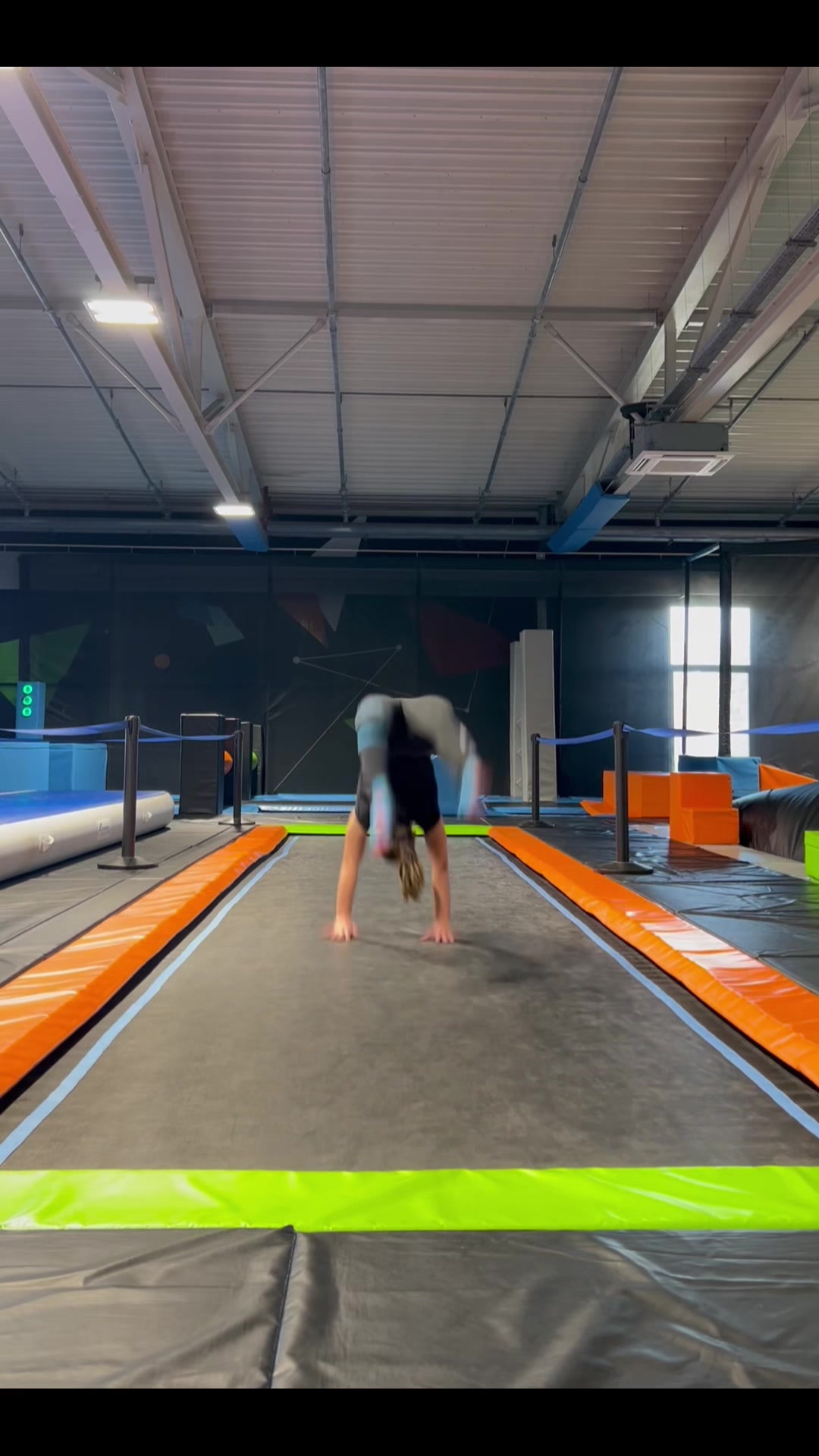 @Jana🤸🏻♂️