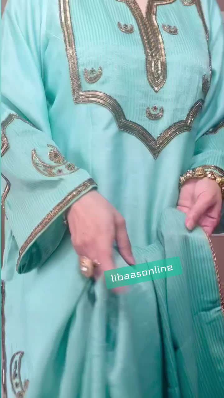 @ਲਿਬਾਸ by ਕੌਰ