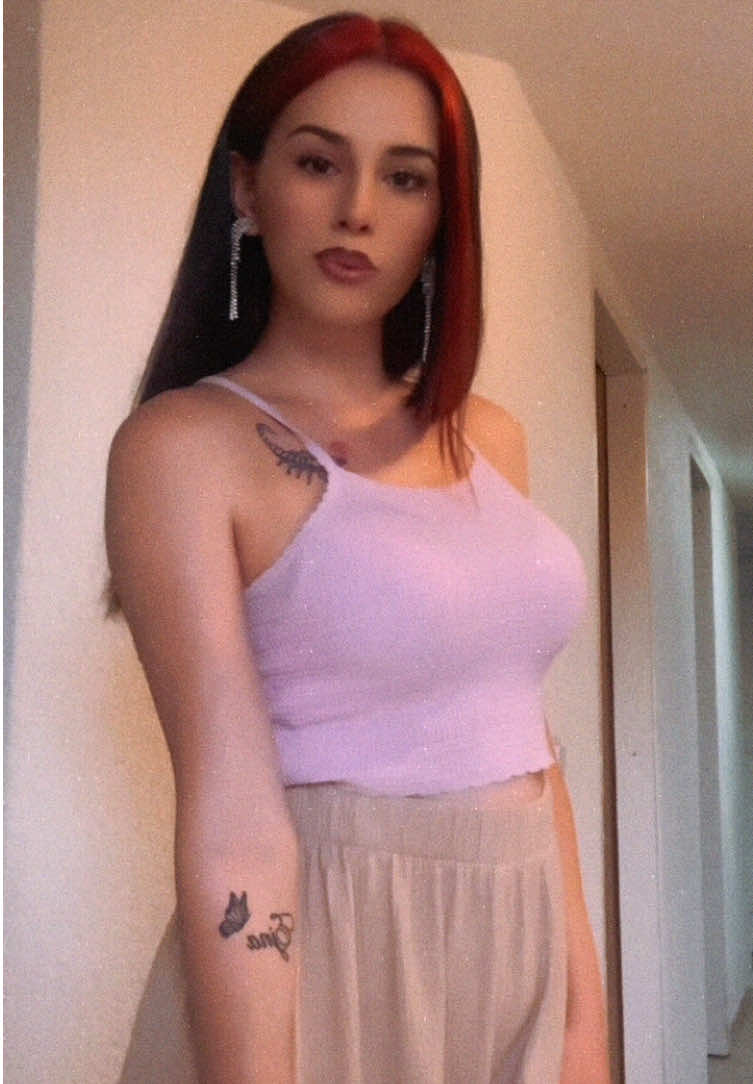 @Ena Poprženović