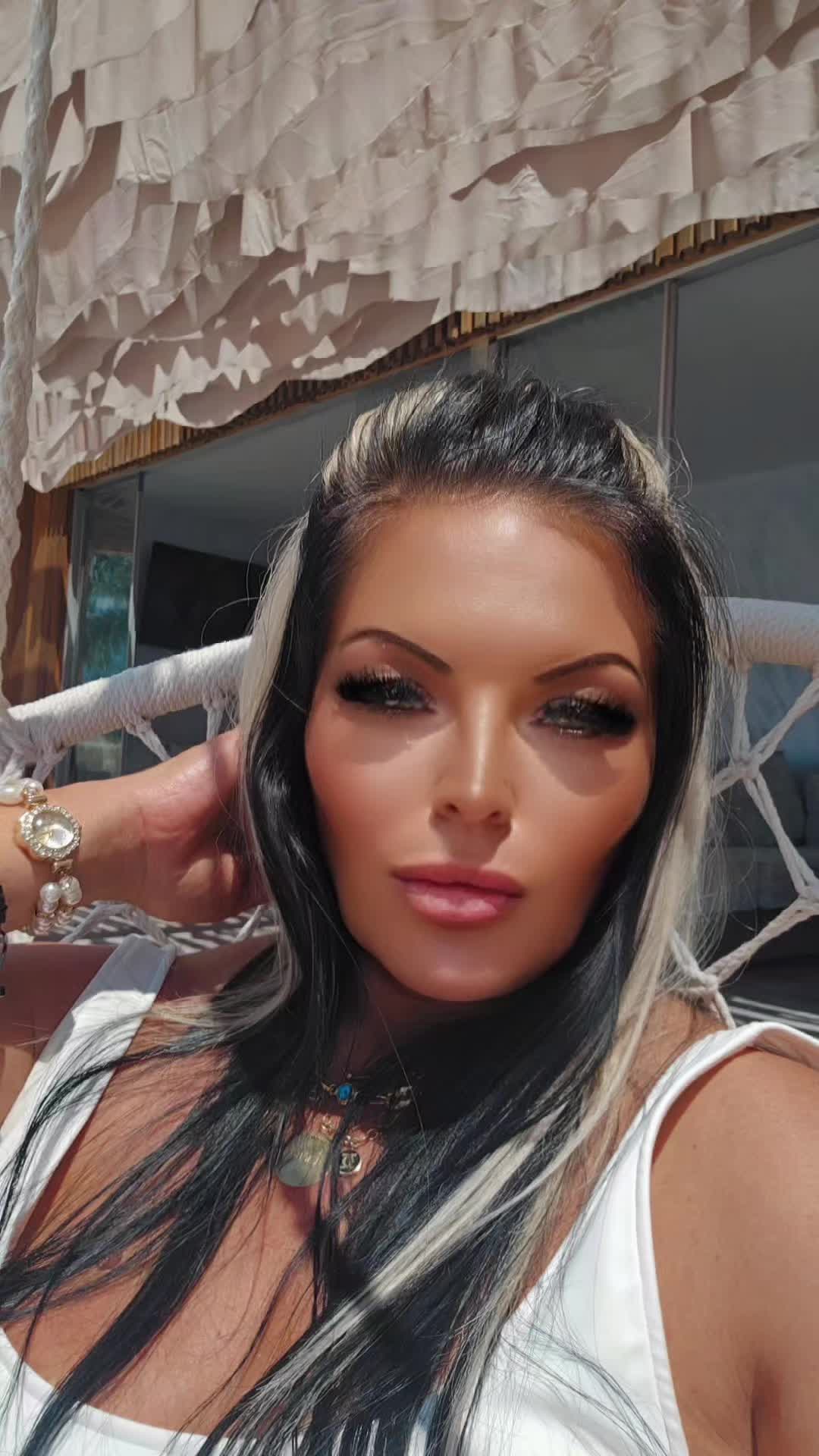 @Алёна