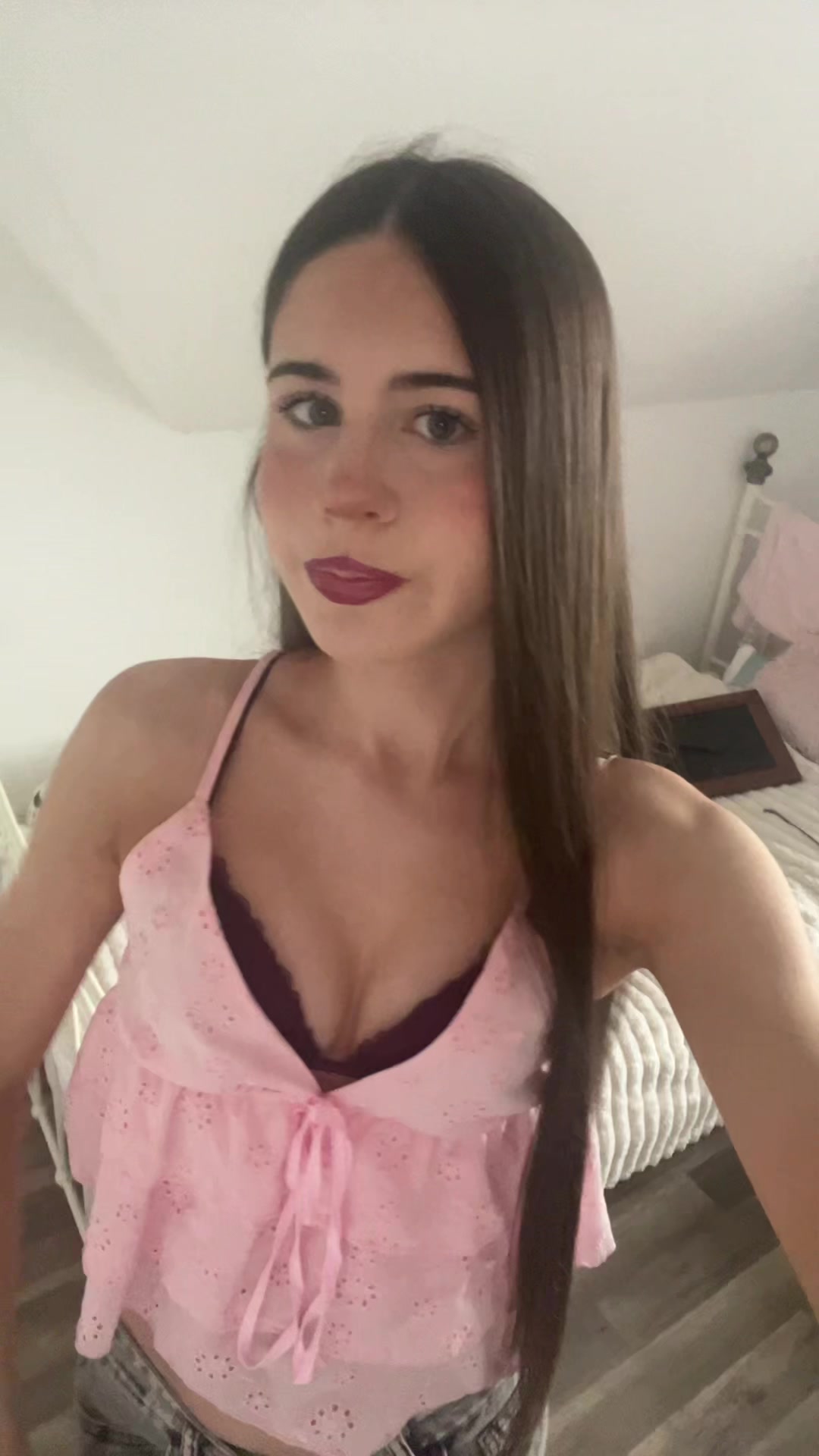 @𝐚𝐥𝐚𝐧𝐧𝐚