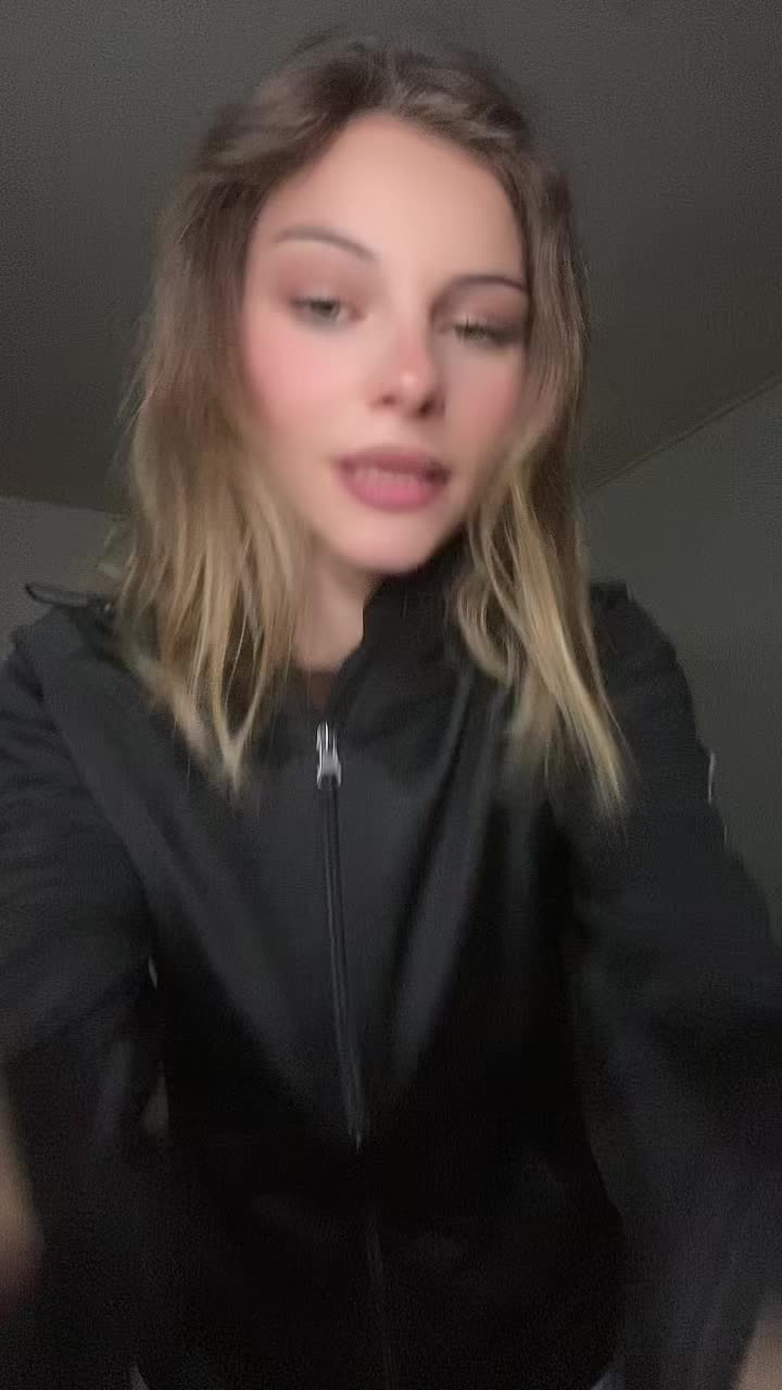 @𝓛𝓪𝓾𝓻𝓲𝓷𝓮_.𝓫❤️&zwj;🔥❤️&zwj;🔥
