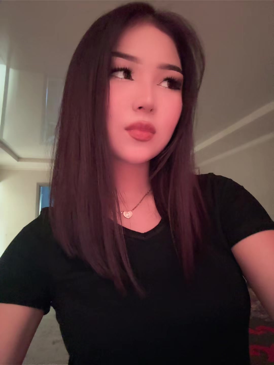 @Zhanuzakova.N