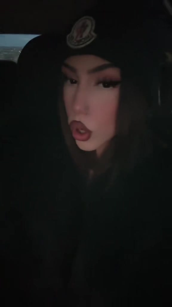@☩