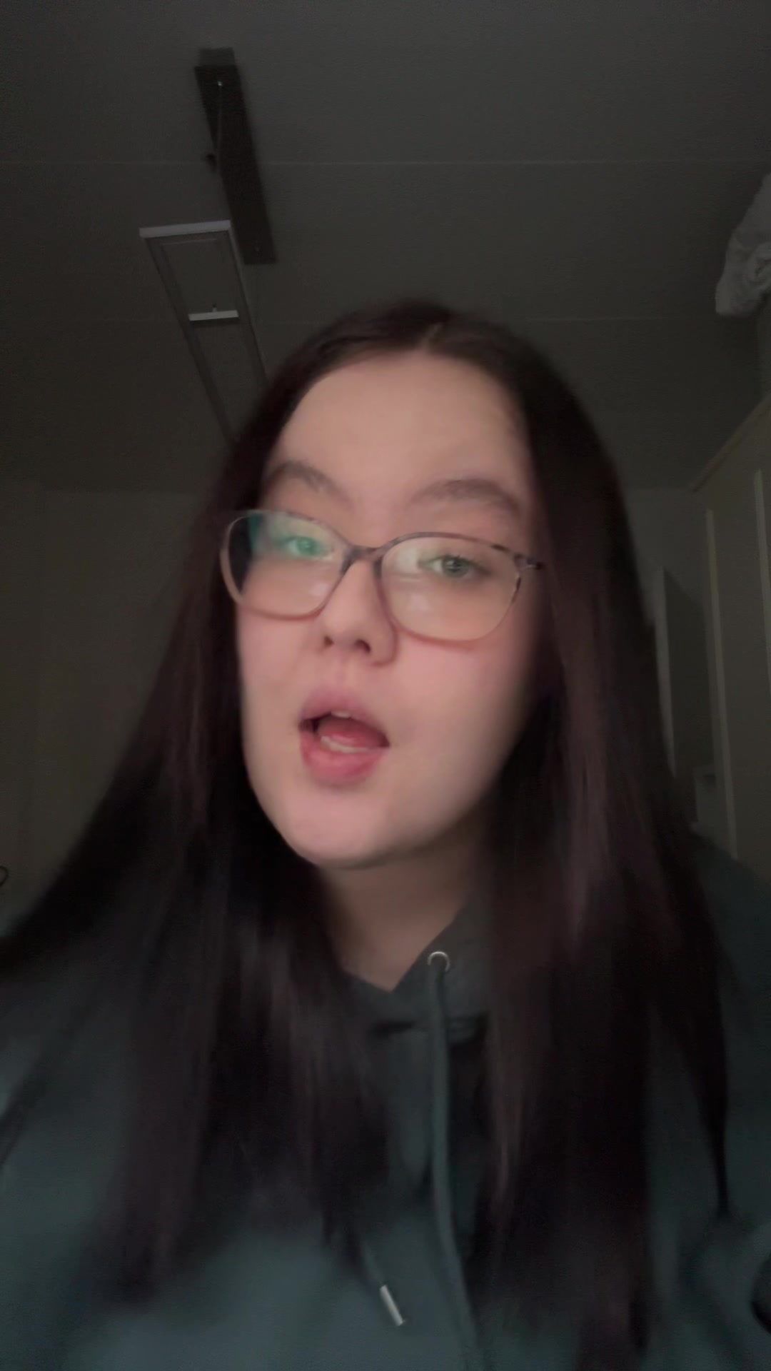 @onlyleoniee