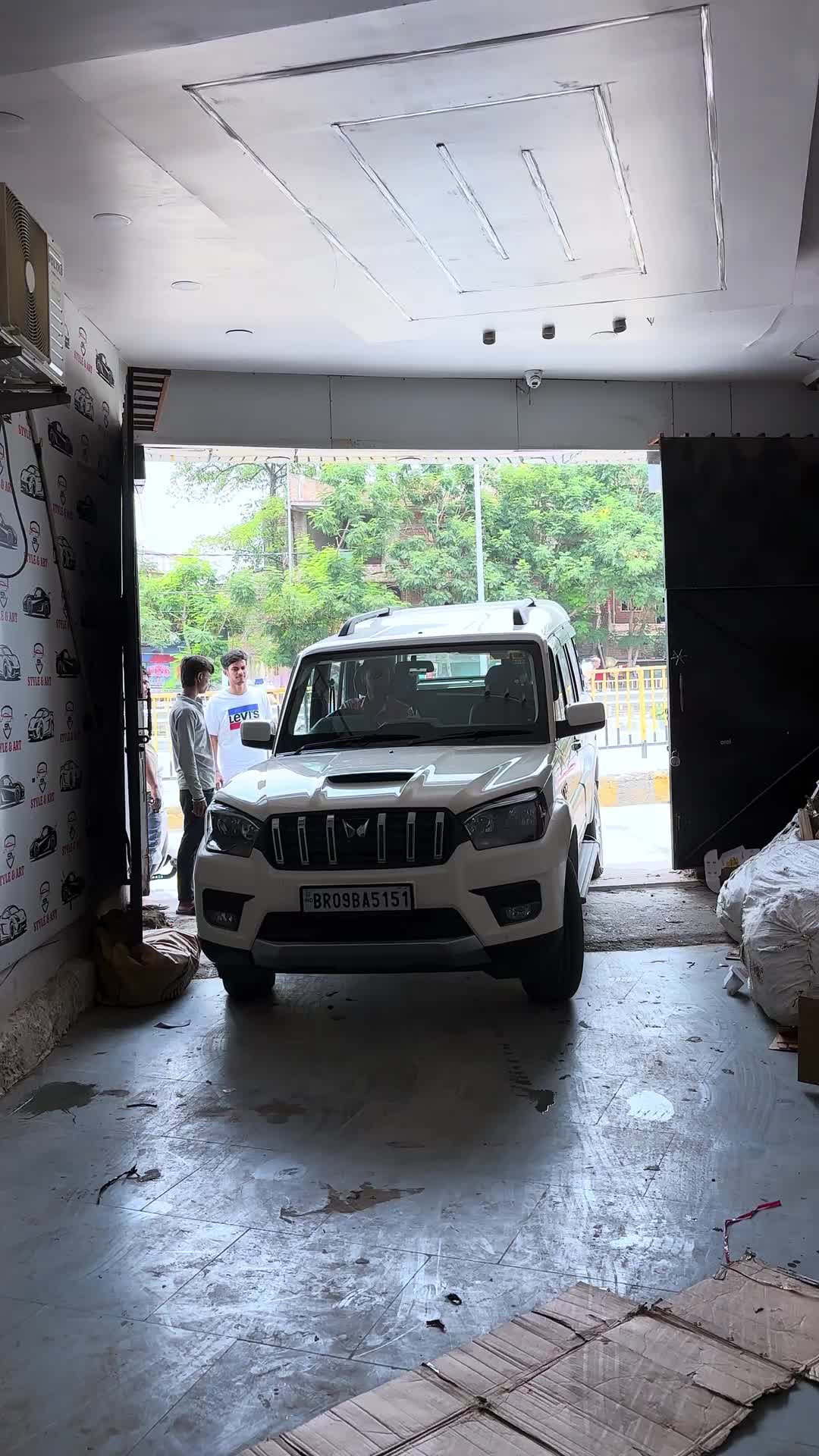 @Ankit Malakar Vlogs