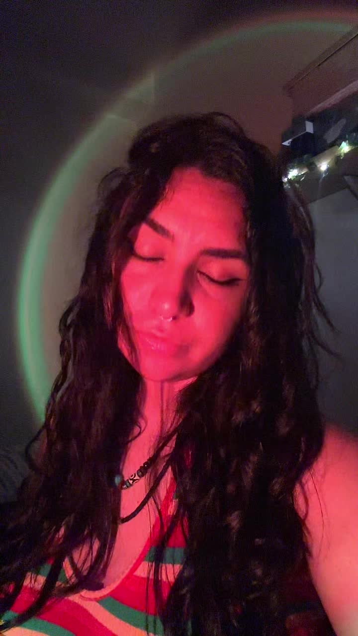 @𝖆𝖓𝖎𝖙𝖆🕷️
