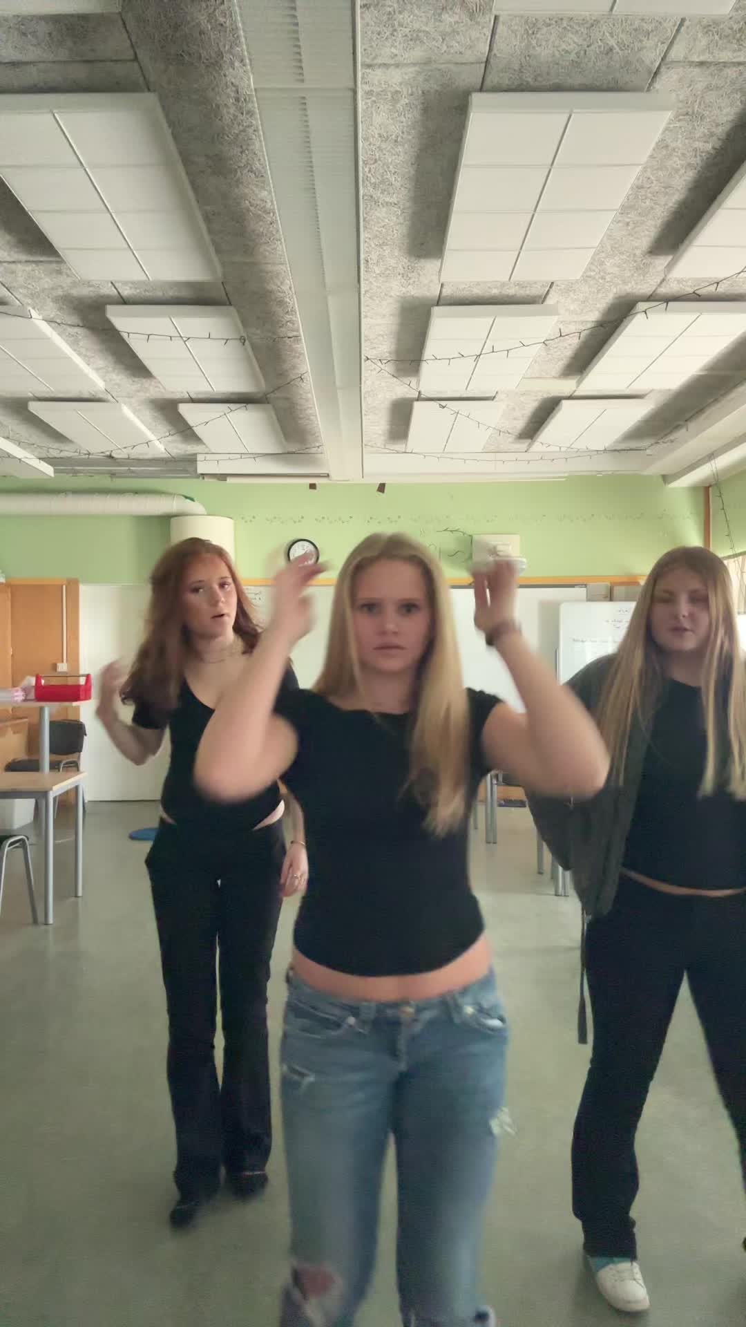 @hej 🙂🙂