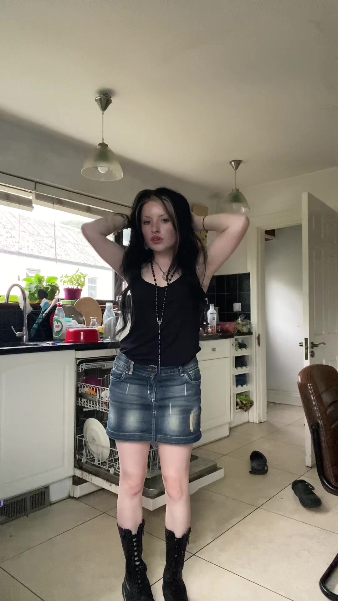 @𝔈𝔳𝔈