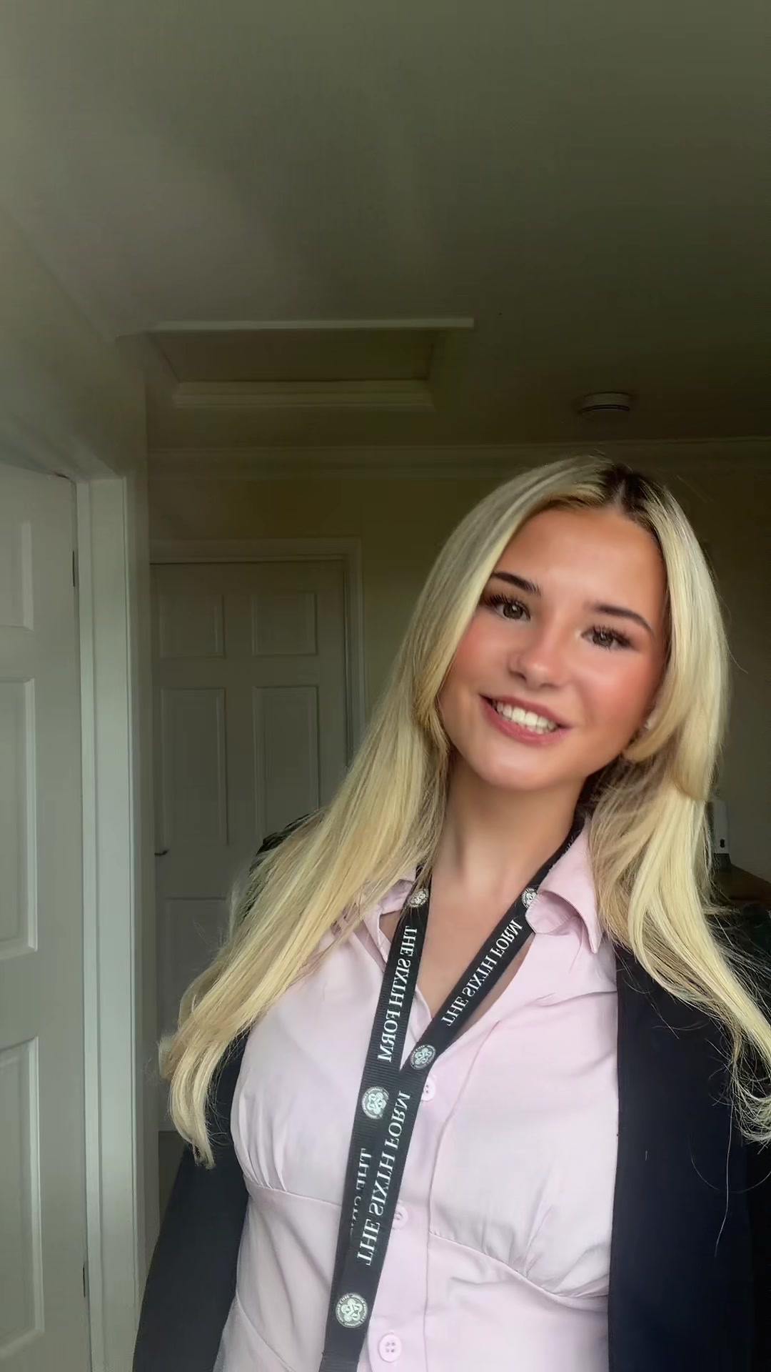 @peyton brooke🪽🧁🎧☕️