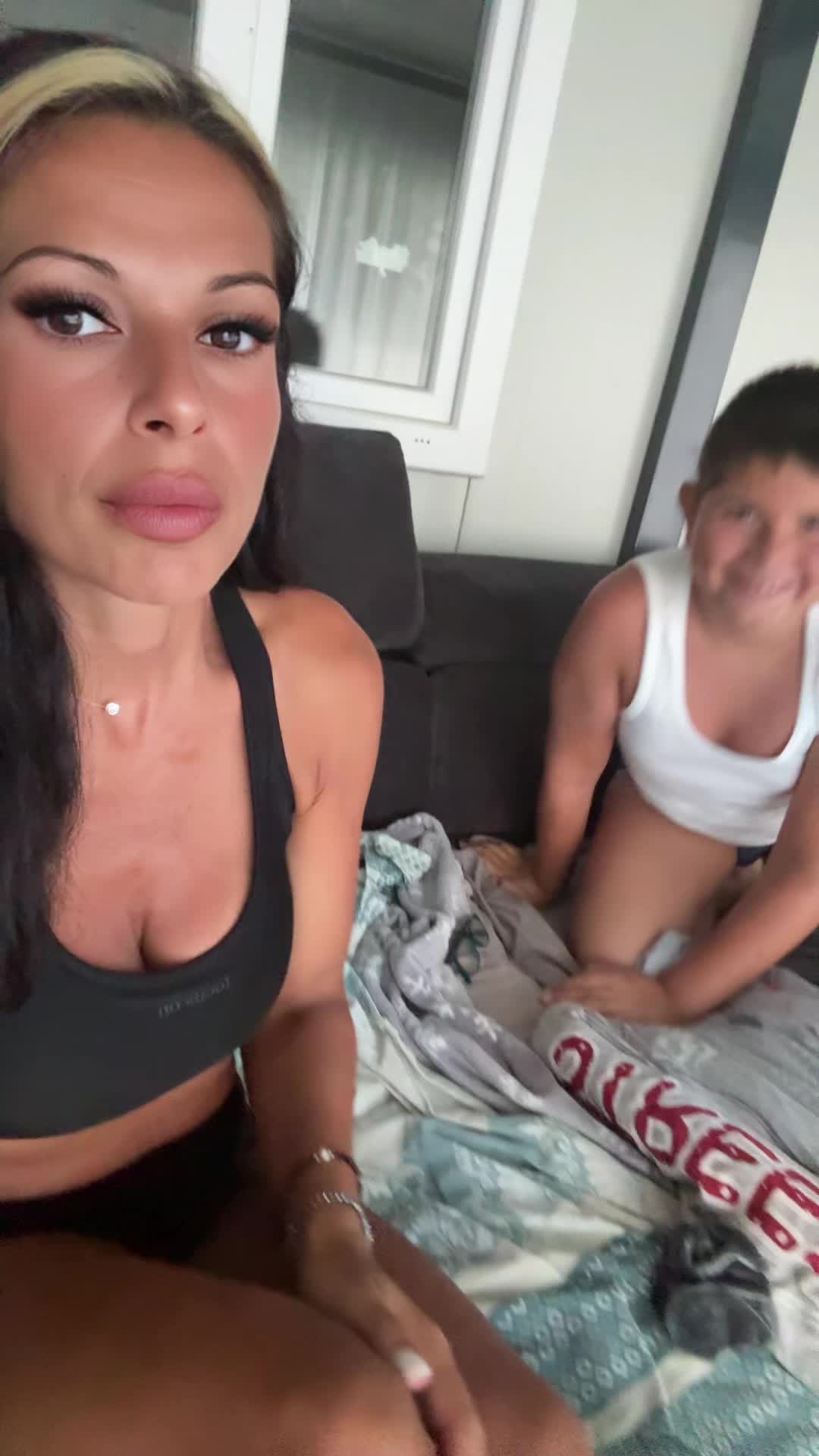 @Анета