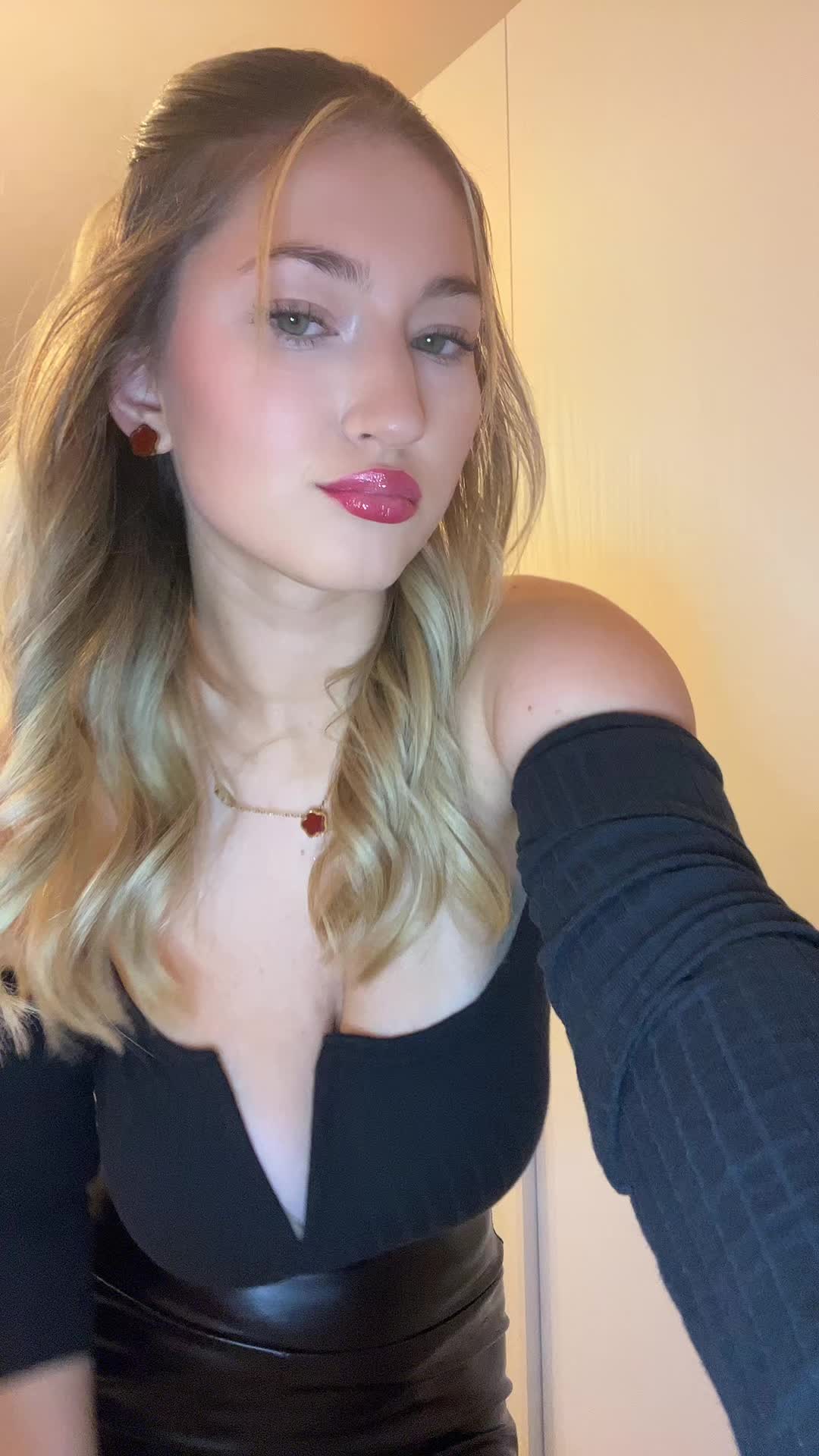 @Carol_aina