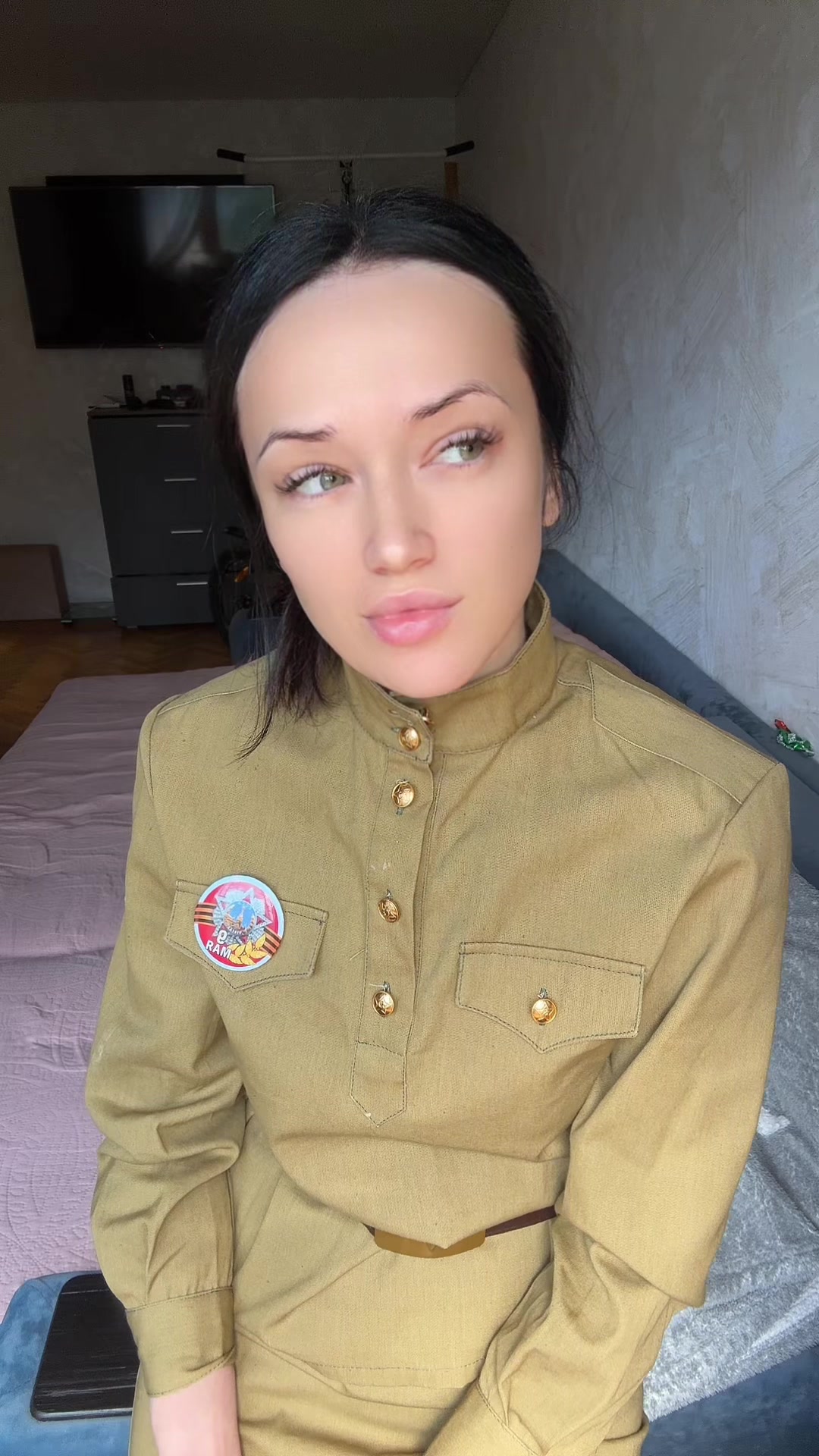 @Darya Popova490