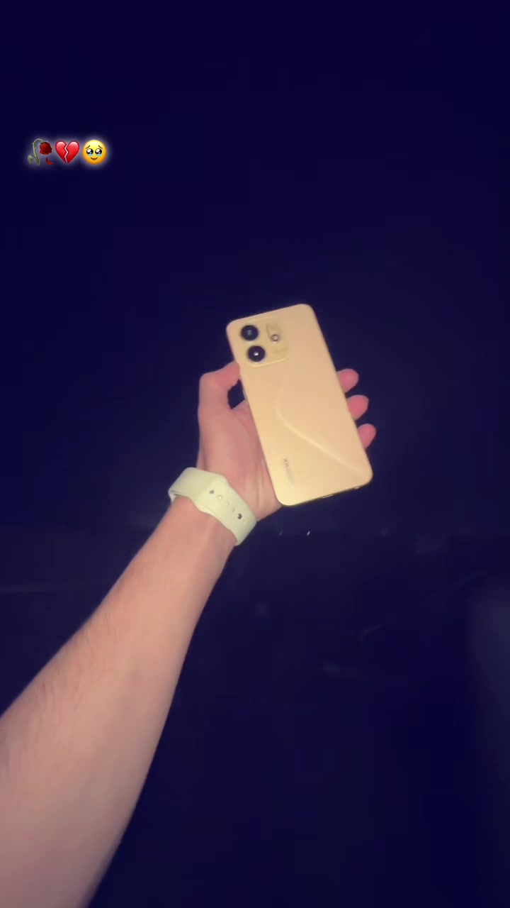 @𝕔 𝕙 𝕖 𝕣 𝕣 𝕪 🍒