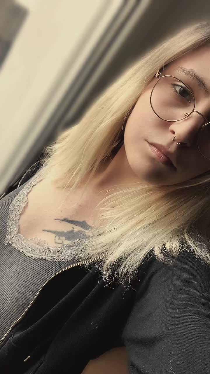 @Lisa-Marie