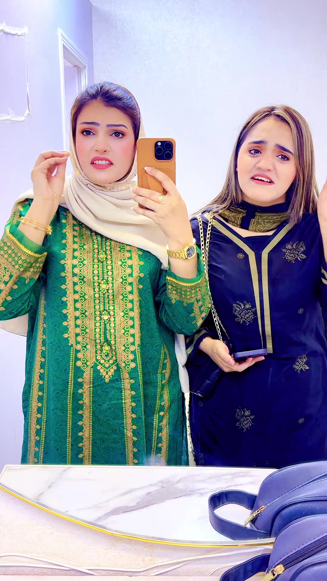 @PhuphooSyapa