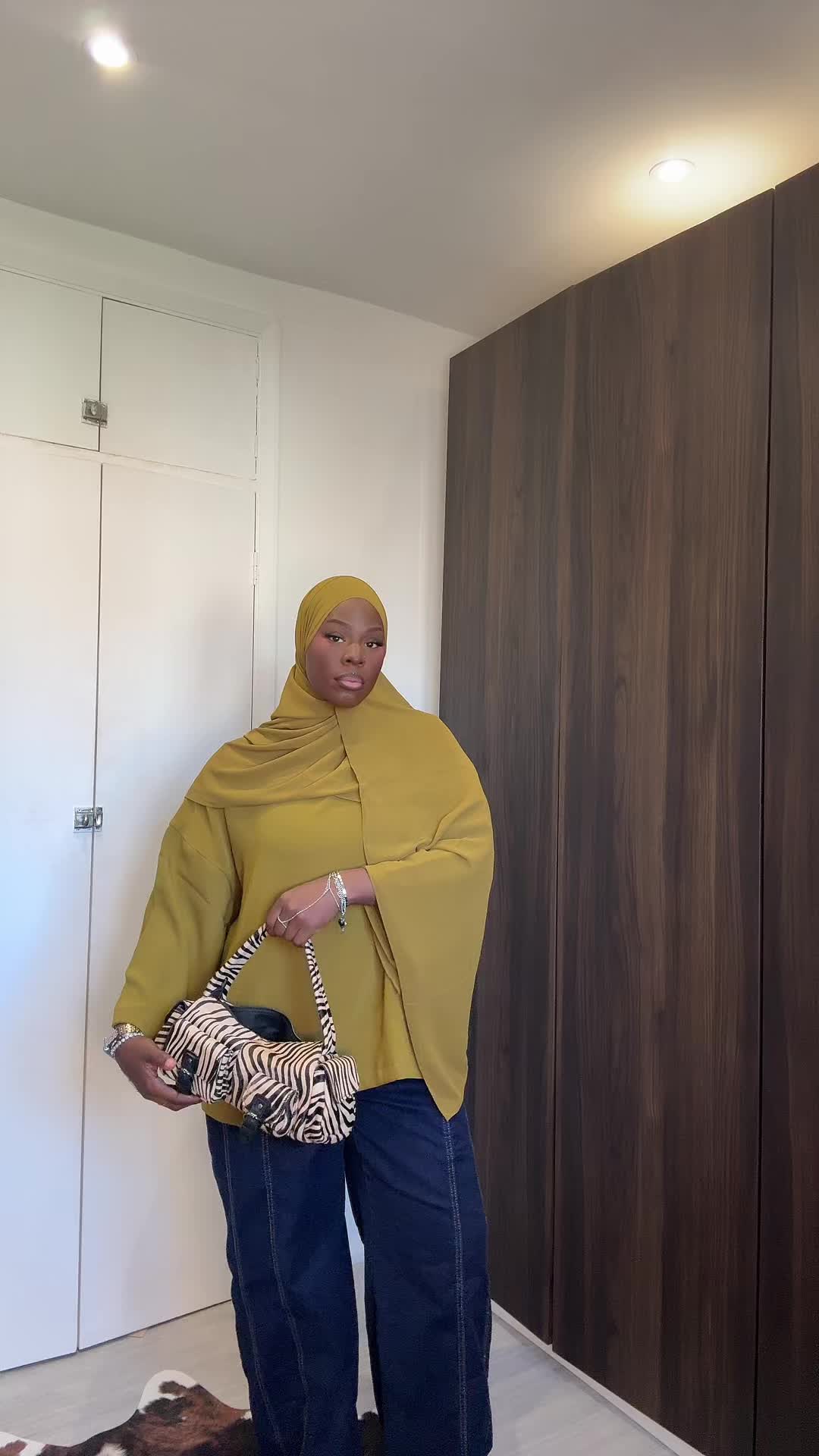 @ameenaroshae